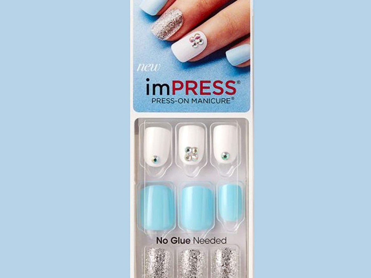 Fancy Feature of the Week: Press-On Nails for a Quick and Easy Manicure